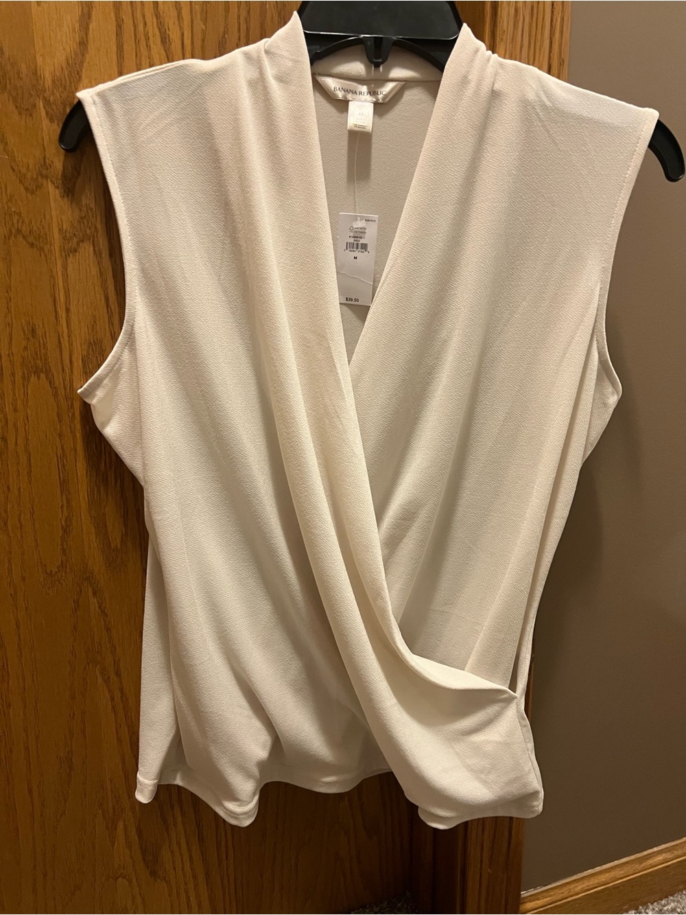 Banana Republic Cream Draped V-Neck Sleeveless Top